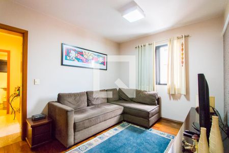 Sala de TV de apartamento à venda com 3 quartos, 170m² em Vila Bastos, Santo André