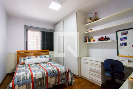Apartamento à venda com 170m², 3 quartos e 2 vagasQuarto 2
