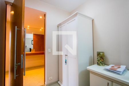 Apartamento à venda com 170m², 3 quartos e 2 vagasEscritório