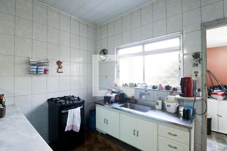 Casa à venda com 238m², 2 quartos e 2 vagasCozinha