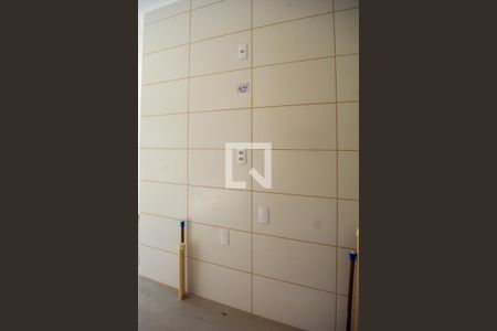 Cozinha  de apartamento para alugar com 1 quarto, 30m² em Vila Nova, Porto Alegre