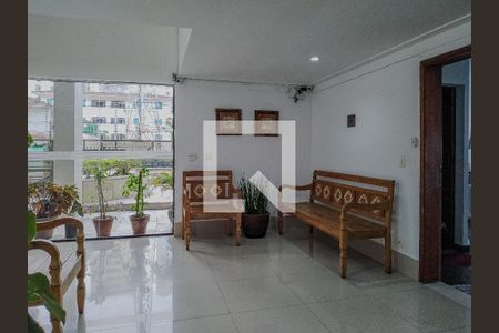 Hall social de apartamento para alugar com 3 quartos, 118m² em Barra Funda, Guarujá