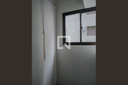 Quarto de Serviço de apartamento para alugar com 3 quartos, 118m² em Barra Funda, Guarujá