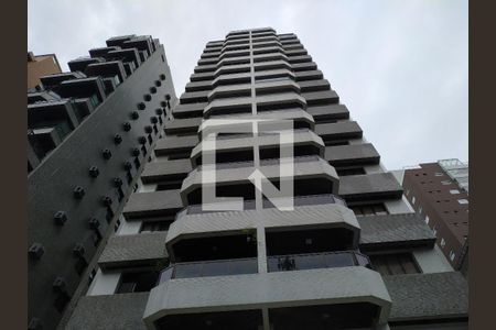 Fachada do Prédio de apartamento para alugar com 3 quartos, 118m² em Barra Funda, Guarujá