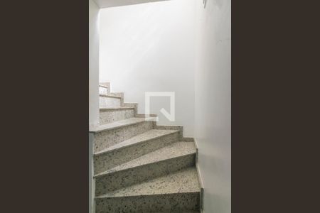 Escada de casa à venda com 2 quartos, 179m² em Campestre, Santo André