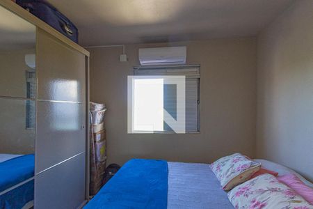 Quarto 1 de casa de condomínio à venda com 2 quartos, 45m² em Rio Branco, Canoas