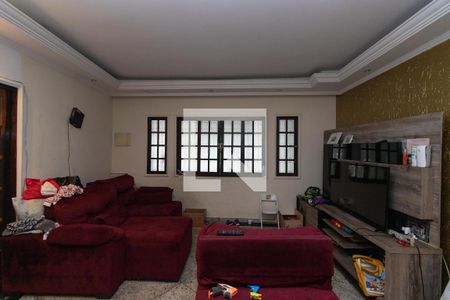 Casa à venda com 127m², 4 quartos e 2 vagas Casa à venda com 127m², 4 quartos e 2 vagasSala