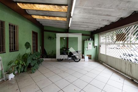 Casa à venda com 127m², 4 quartos e 2 vagas Casa à venda com 127m², 4 quartos e 2 vagasGaragem