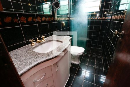 Casa à venda com 364m², 5 quartos e 2 vagasBanheiro da Suíte