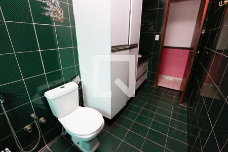 Casa à venda com 364m², 5 quartos e 2 vagasBanheiro Social