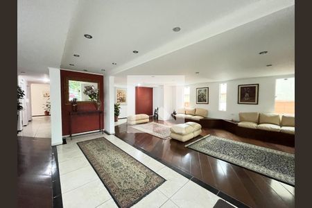 Apartamento para alugar com 70m², 2 quartos e 1 vagaHall social