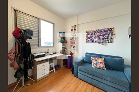 Quarto 2 de apartamento para alugar com 2 quartos, 70m² em Vila Alexandria, São Paulo