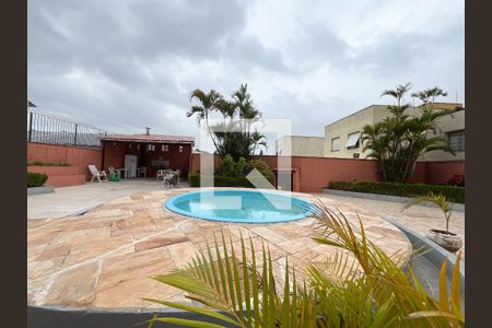 Apartamento para alugar com 70m², 2 quartos e 1 vagaÁrea comum - Piscina