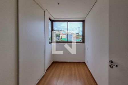 Quarto de apartamento para alugar com 2 quartos, 45m² em Gutierrez, Belo Horizonte