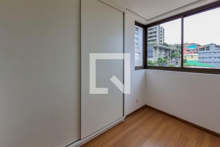 Quarto de apartamento para alugar com 2 quartos, 45m² em Gutierrez, Belo Horizonte