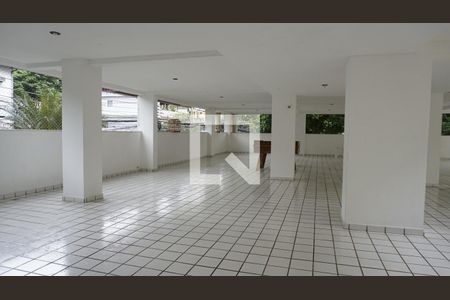 Apartamento à venda com 95m², 4 quartos e 1 vagaÁrea comum