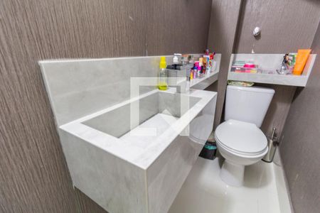 Lavabo de casa de condomínio para alugar com 2 quartos, 110m² em Vila Talarico, São Paulo