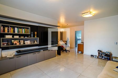 Sala de apartamento para alugar com 3 quartos, 230m² em Ingá, Niterói