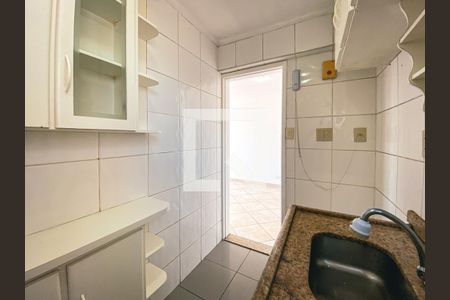 Apartamento para alugar com 62m², 2 quartos e 1 vagaCozinha
