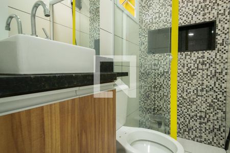 Banheiro  de casa para alugar com 1 quarto, 24m² em Baeta Neves, São Bernardo do Campo
