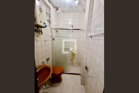 Studio banheiro  de apartamento à venda com 1 quarto, 24m² em Copacabana, Rio de Janeiro
