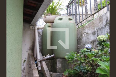 Casa à venda com 350m², 5 quartos e 5 vagasCorredor dos Fundos - Água de Repouso