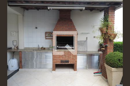 Casa à venda com 350m², 5 quartos e 5 vagasChurrasqueira