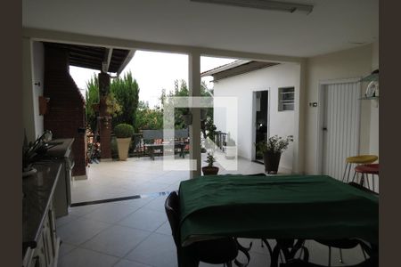 Casa à venda com 350m², 5 quartos e 5 vagasÁrea de Churrasqueira