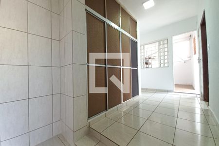 Casa à venda com 258m², 4 quartos e 3 vagas Casa à venda com 258m², 4 quartos e 3 vagasCozinha