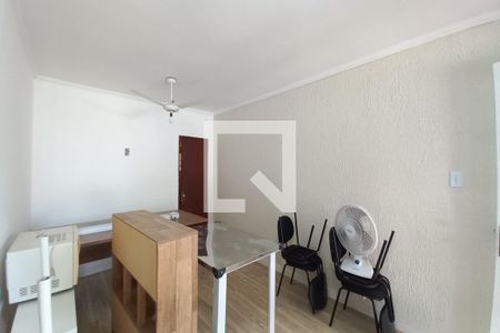 Casa à venda com 258m², 4 quartos e 3 vagas Casa à venda com 258m², 4 quartos e 3 vagasEscritório