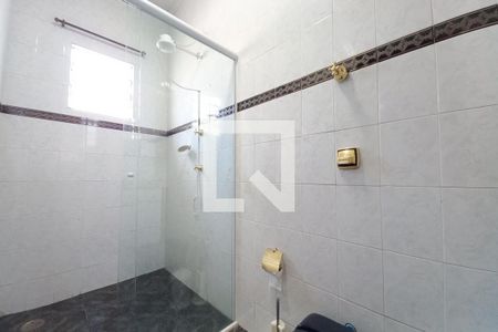 Casa à venda com 258m², 4 quartos e 3 vagas Casa à venda com 258m², 4 quartos e 3 vagasBanheiro da Suíte