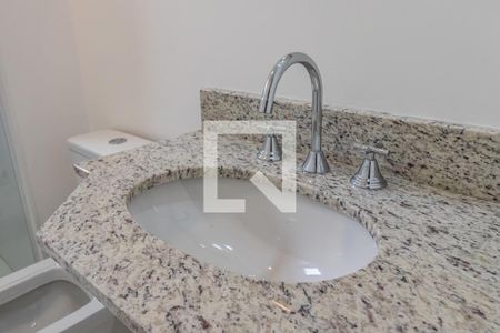 Apartamento para alugar com 76m², 3 quartos e 3 vagas Apartamento para alugar com 76m², 3 quartos e 3 vagasBanheiro Social