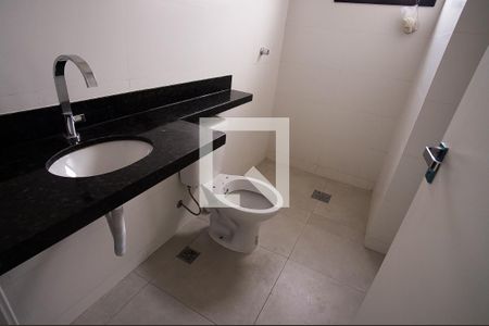 Apartamento à venda com 85m², 3 quartos e 2 vagas Apartamento à venda com 85m², 3 quartos e 2 vagasBanheiro do Quarto 1