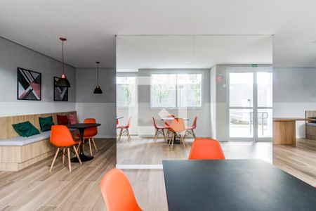 Apartamento para alugar com 34m², 2 quartos e sem vaga Apartamento para alugar com 34m², 2 quartos e sem vagaÁrea comum - Salão de festas