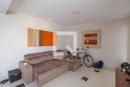 Sala de casa para alugar com 4 quartos, 230m² em Vila Carmosina, São Paulo