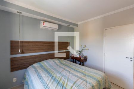 Casa à venda com 230m², 4 quartos e 2 vagasSuíte 