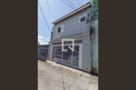 Casa à venda com 230m², 4 quartos e 2 vagasFachada 