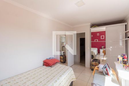 Casa à venda com 230m², 4 quartos e 2 vagasQuarto 2