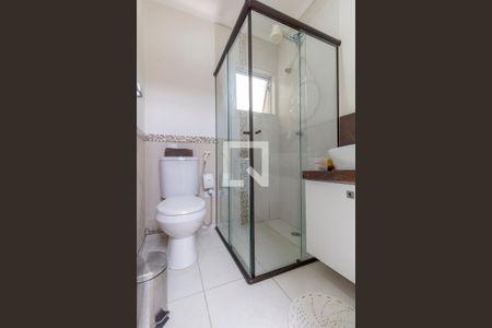 Casa à venda com 230m², 4 quartos e 2 vagasBanheiro 