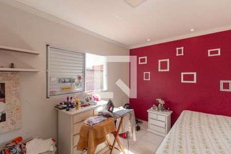 Quarto 2 de casa à venda com 4 quartos, 230m² em Vila Carmosina, São Paulo