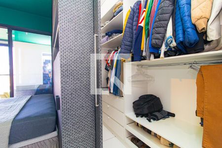 Studio à venda com 50m², 1 quarto e 1 vaga Studio à venda com 50m², 1 quarto e 1 vagaCloset