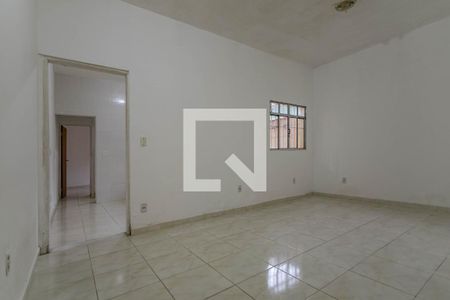Sala de casa para alugar com 2 quartos, 200m² em Vila Industrial, Mogi das Cruzes