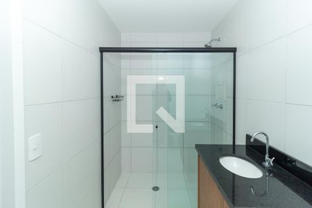 Banheiro de kitnet/studio à venda com 1 quarto, 22m² em Vila Esperança, São Paulo