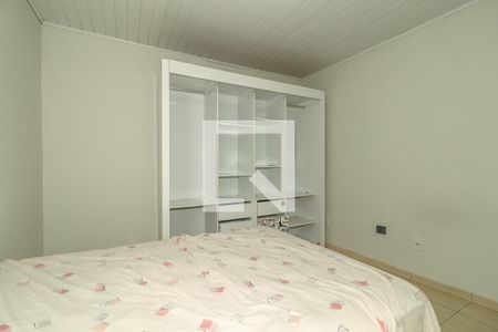 Casa à venda com 300m², 4 quartos e 1 vaga Casa à venda com 300m², 4 quartos e 1 vagaQuarto 4 casa fundos