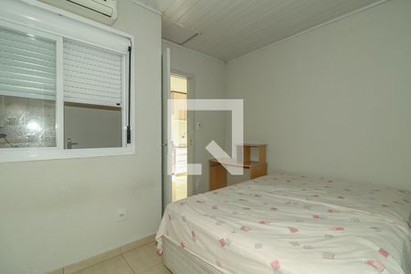 Casa à venda com 300m², 4 quartos e 1 vaga Casa à venda com 300m², 4 quartos e 1 vagaQuarto 4 casa fundos