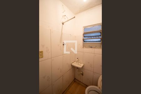 Banheiro de casa para alugar com 1 quarto, 35m² em Parada Xv de Novembro, São Paulo