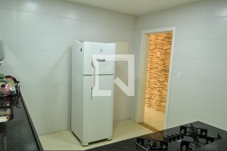 Casa de condomínio à venda com 21m², 3 quartos e 3 vagasCozinha