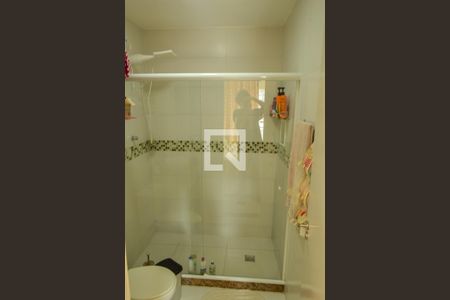 Casa de condomínio à venda com 21m², 3 quartos e 3 vagasBanheiro da Suíte 2