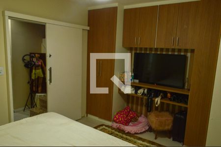 Casa de condomínio à venda com 21m², 3 quartos e 3 vagasSuíte 2