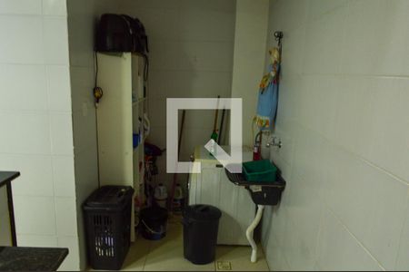 Casa de condomínio à venda com 21m², 3 quartos e 3 vagasÁrea de Serviço